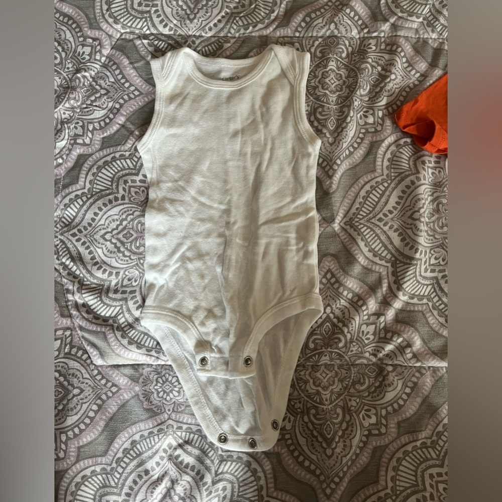 Baby bodysuit